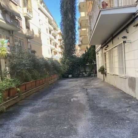 Apartamento Blinded By The Light Roma Exterior foto